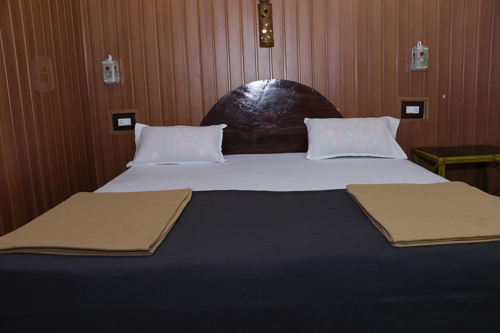 Jungleparadiso Homestay Thekkady Ngoại thất bức ảnh