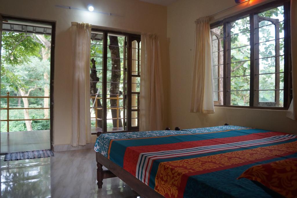 Jungleparadiso Homestay Thekkady Ngoại thất bức ảnh