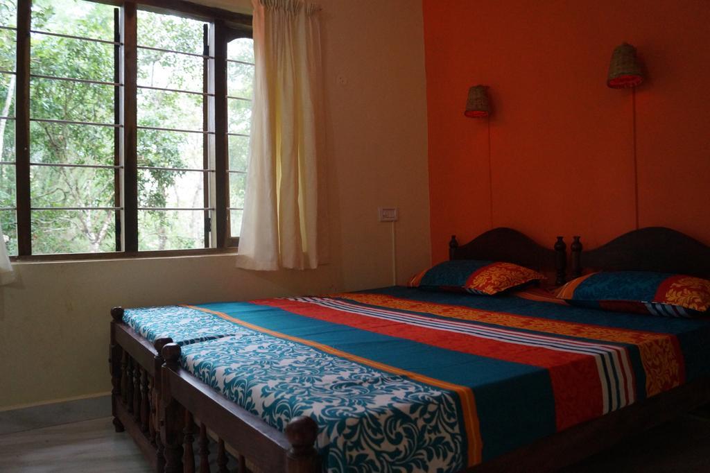 Jungleparadiso Homestay Thekkady Ngoại thất bức ảnh